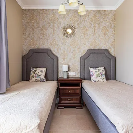 Sakura_inn * Palanga